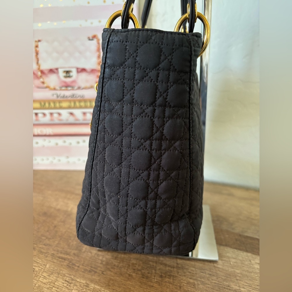 Lady Dior - Quilted Vintage Handbag with Gold Accents - Picture 4 of 14